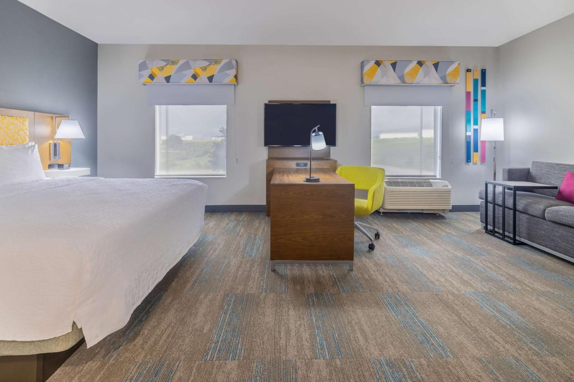 Hotel Hampton & 3*