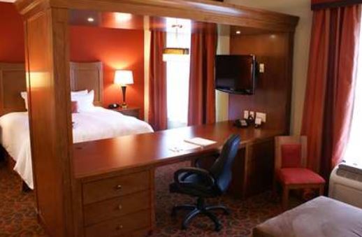 Hotel Hampton & 3*